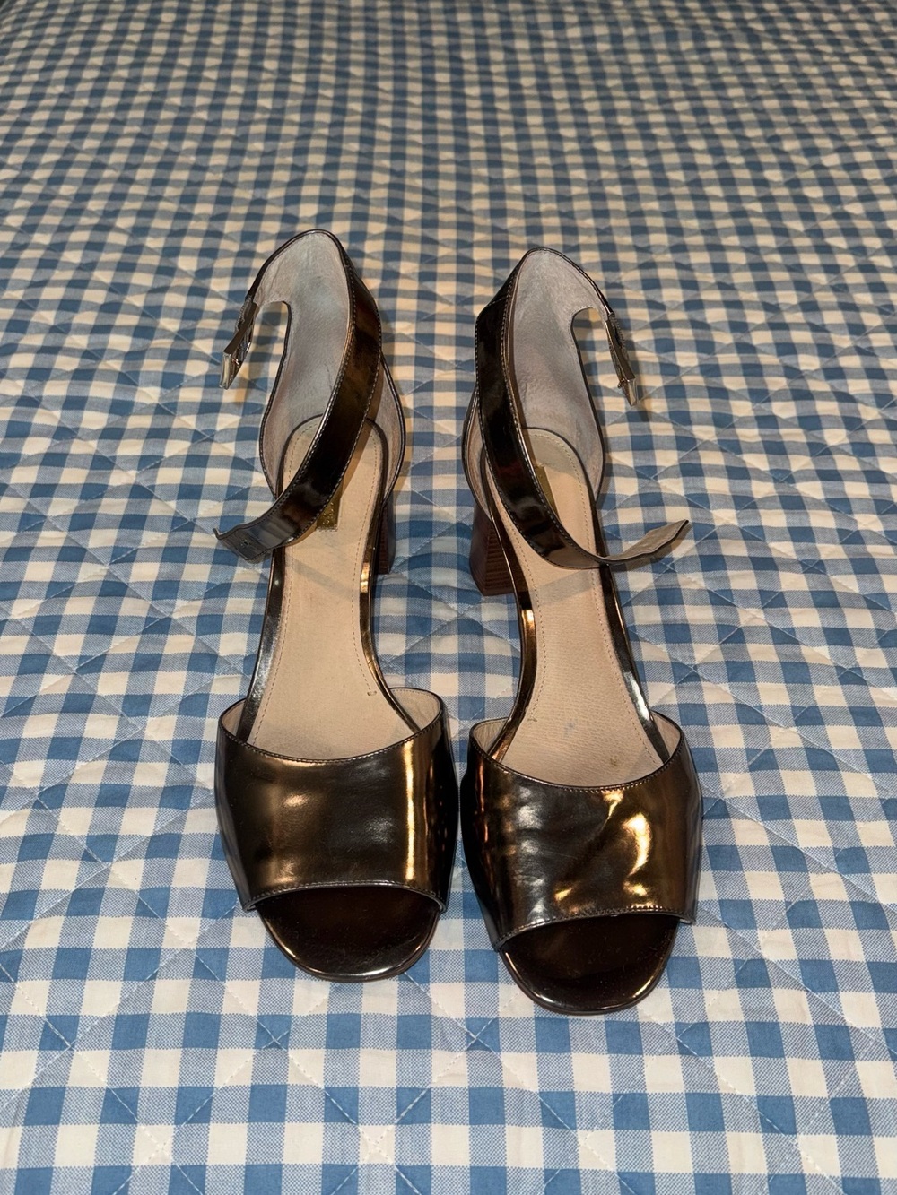 Women’s open toe dress shoes